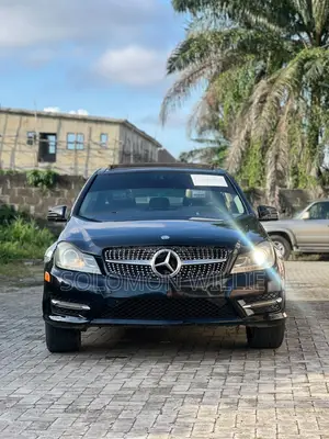 Mercedes-Benz C300 2013 Black