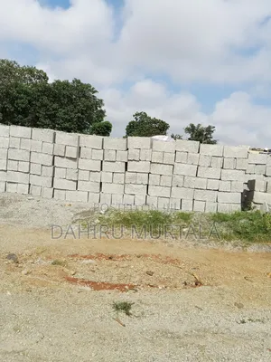 Concrete Vibrating Glass Blocks