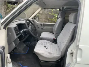 Volkswagen Transporter 2007 White