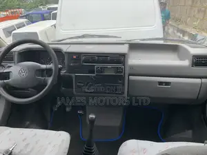 Volkswagen Transporter 2007 White