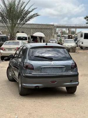 Peugeot 206 2004 Green