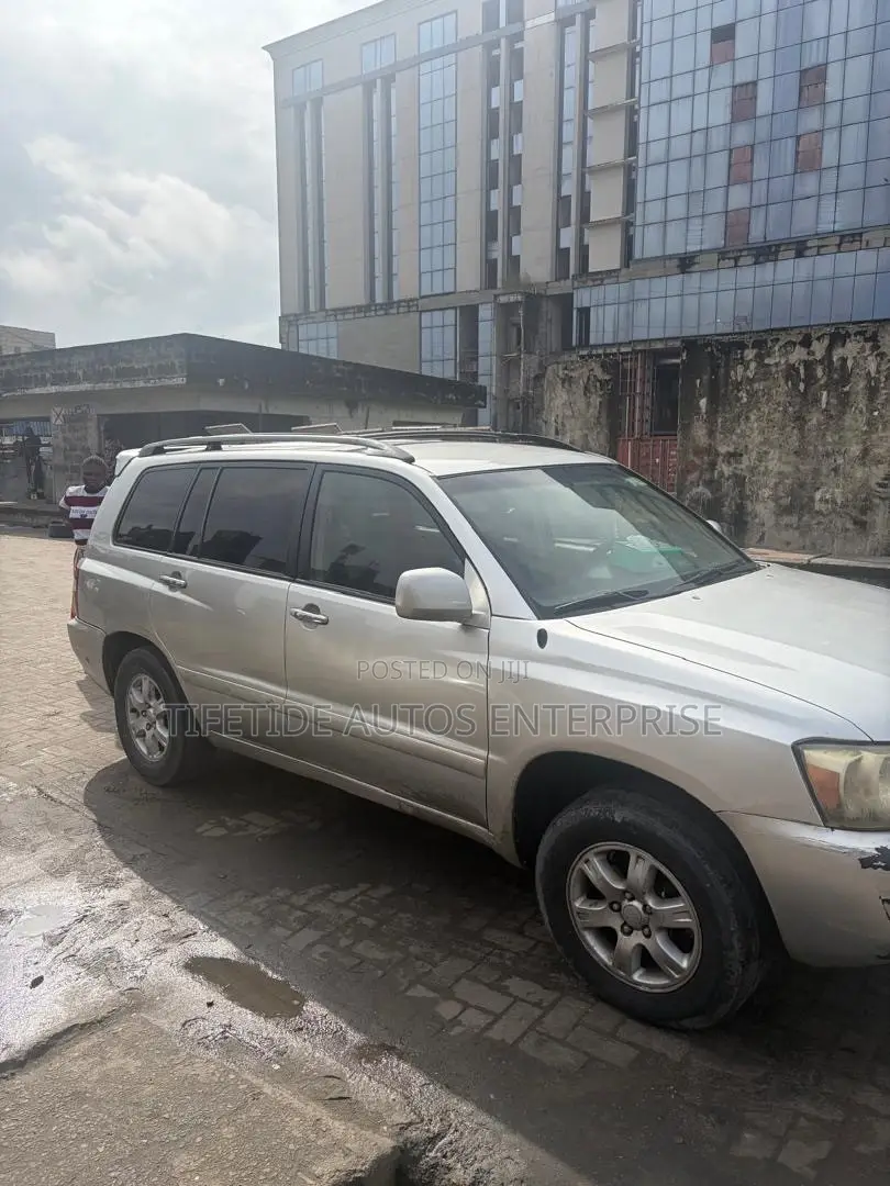 Toyota Highlander 2003 Silver