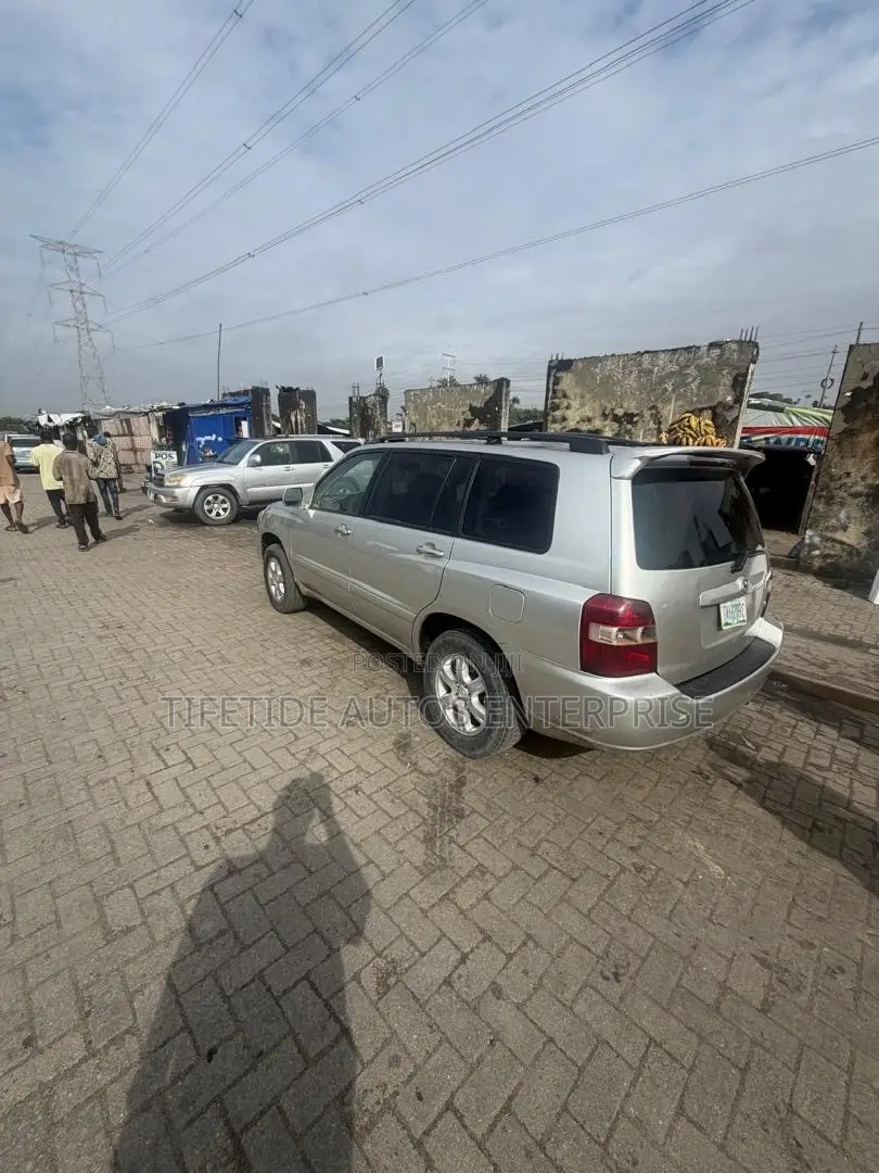 Toyota Highlander 2003 Silver