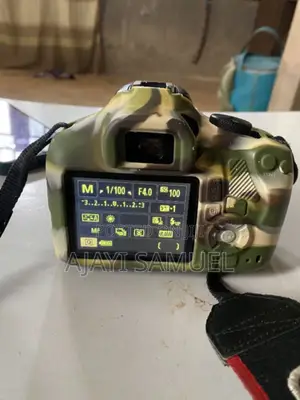 Canon 1300d