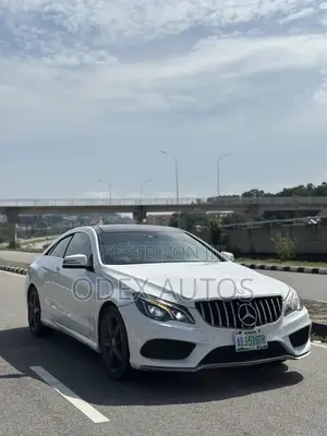 Mercedes-Benz E400 2017 White