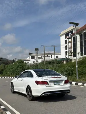 Mercedes-Benz E400 2017 White