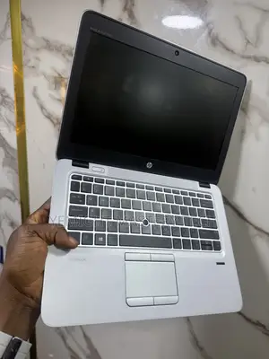 Laptop HP EliteBook 820 G3 8GB Intel Core i5 SSD 256GB