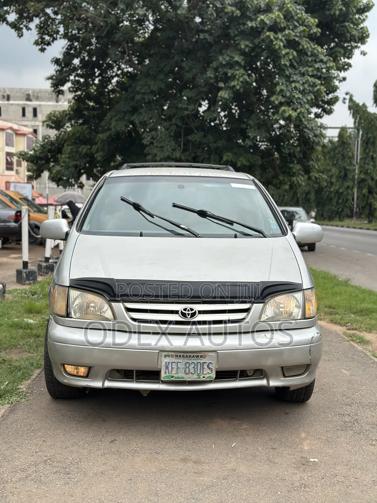 Toyota Sienna LE 2003 Silver