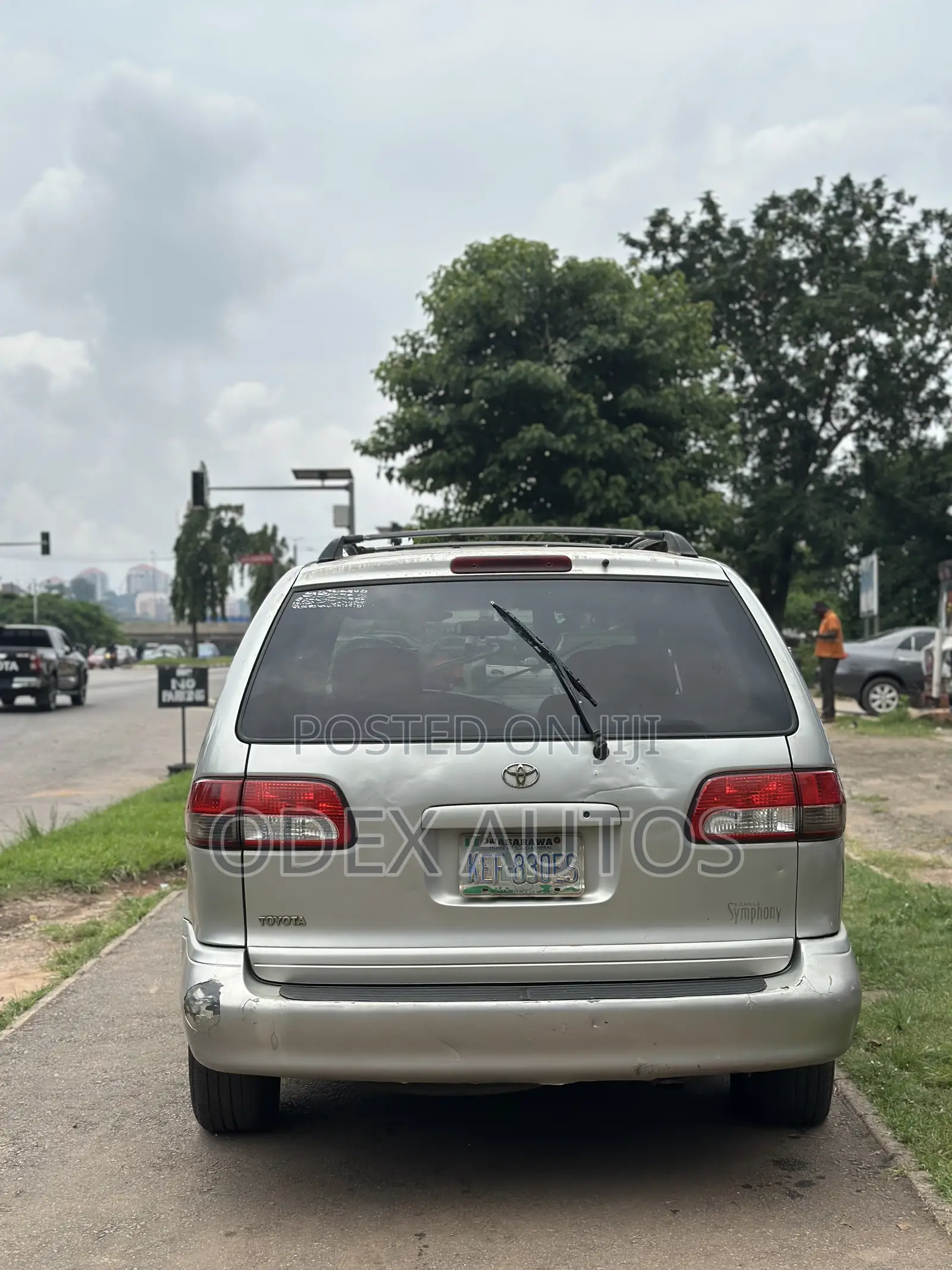 Toyota Sienna LE 2003 Silver