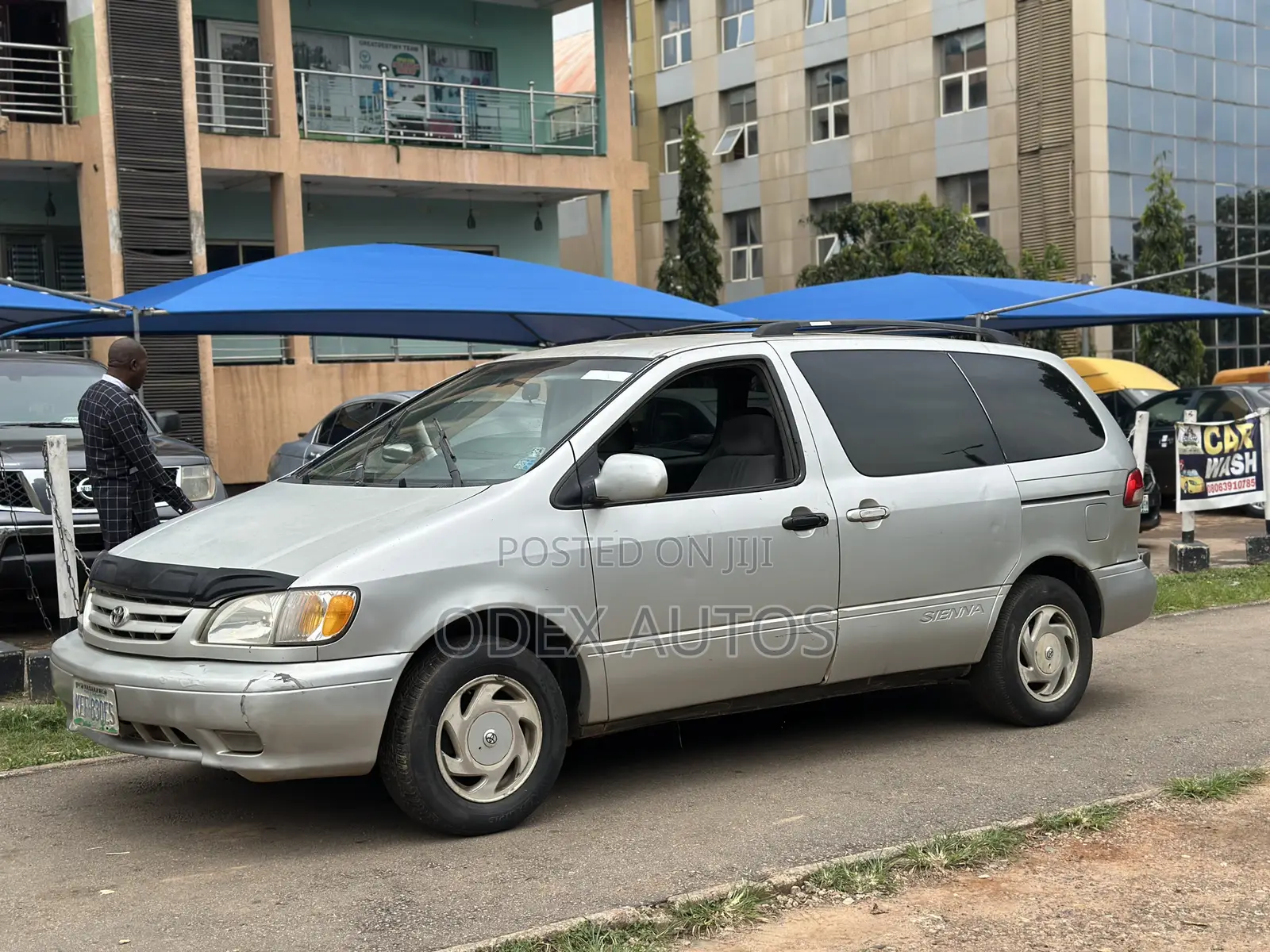 Toyota Sienna LE 2003 Silver
