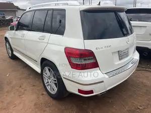 Mercedes-Benz M Class 2010 White