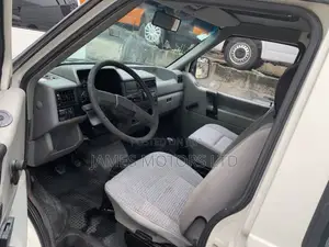 Volkswagen Transporter 2007 White
