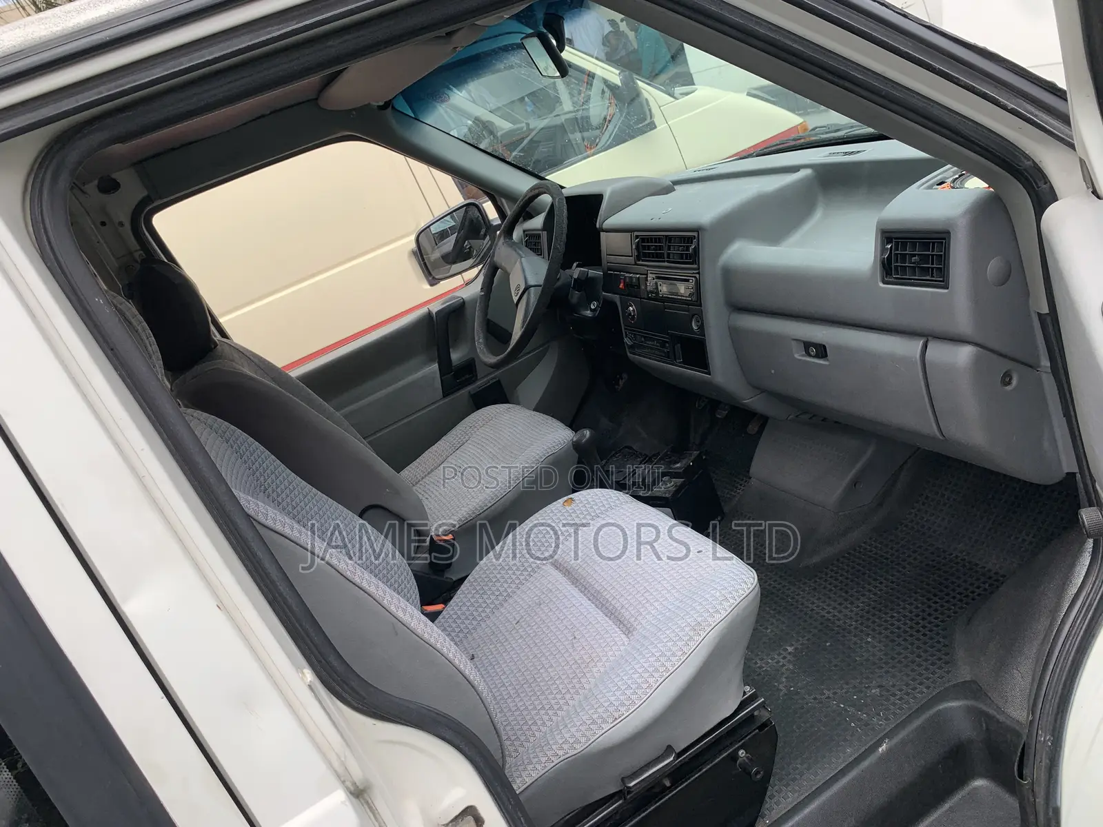 Volkswagen Transporter 2007 White