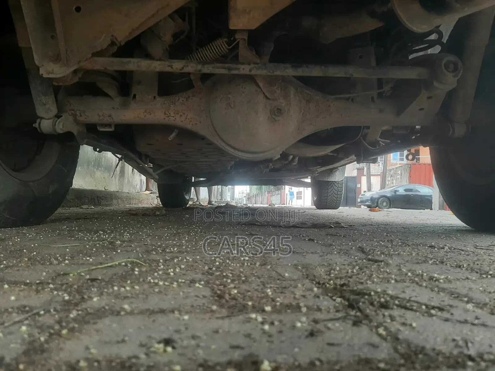 Nissan Pathfinder 1998 Gold