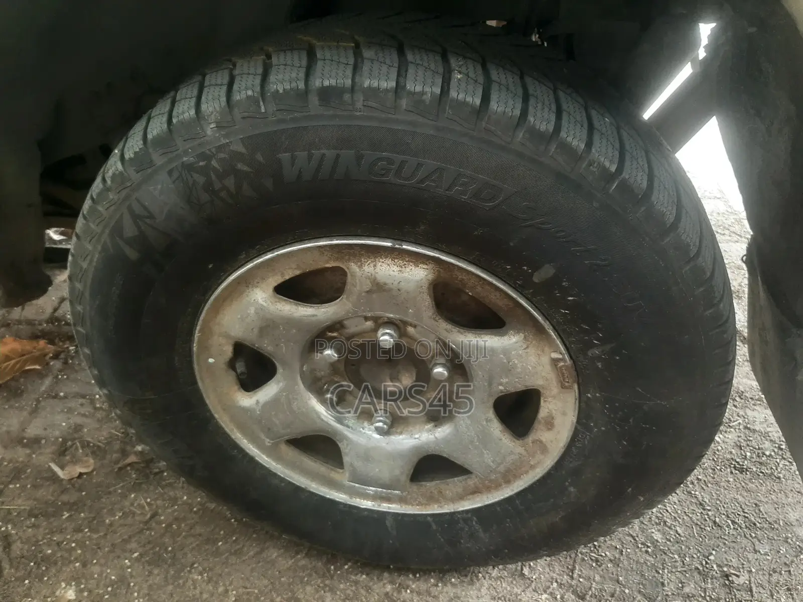 Nissan Pathfinder 1998 Gold