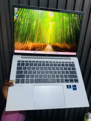 Laptop HP EliteBook 840 G9 16GB Intel Core i7 SSD 512GB