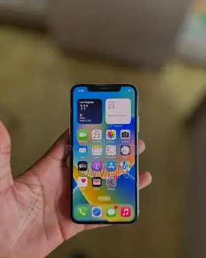 Apple iPhone X 64 GB White