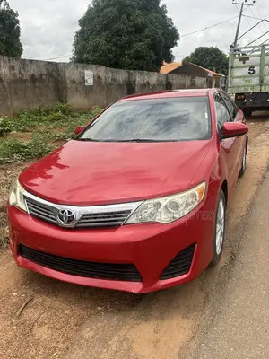 Toyota Camry L 4dr Sedan (2.5L 4cyl 6A) 2014 Red
