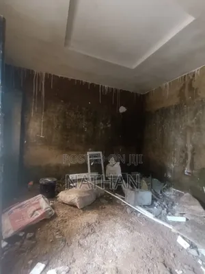 Studio Apartment in A Calm Estate, Dakwo District for rent