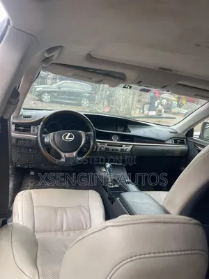 Lexus ES 2014 Gray
