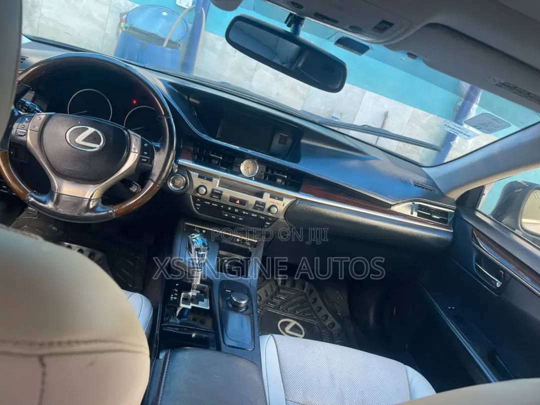 Lexus ES 2014 Gray