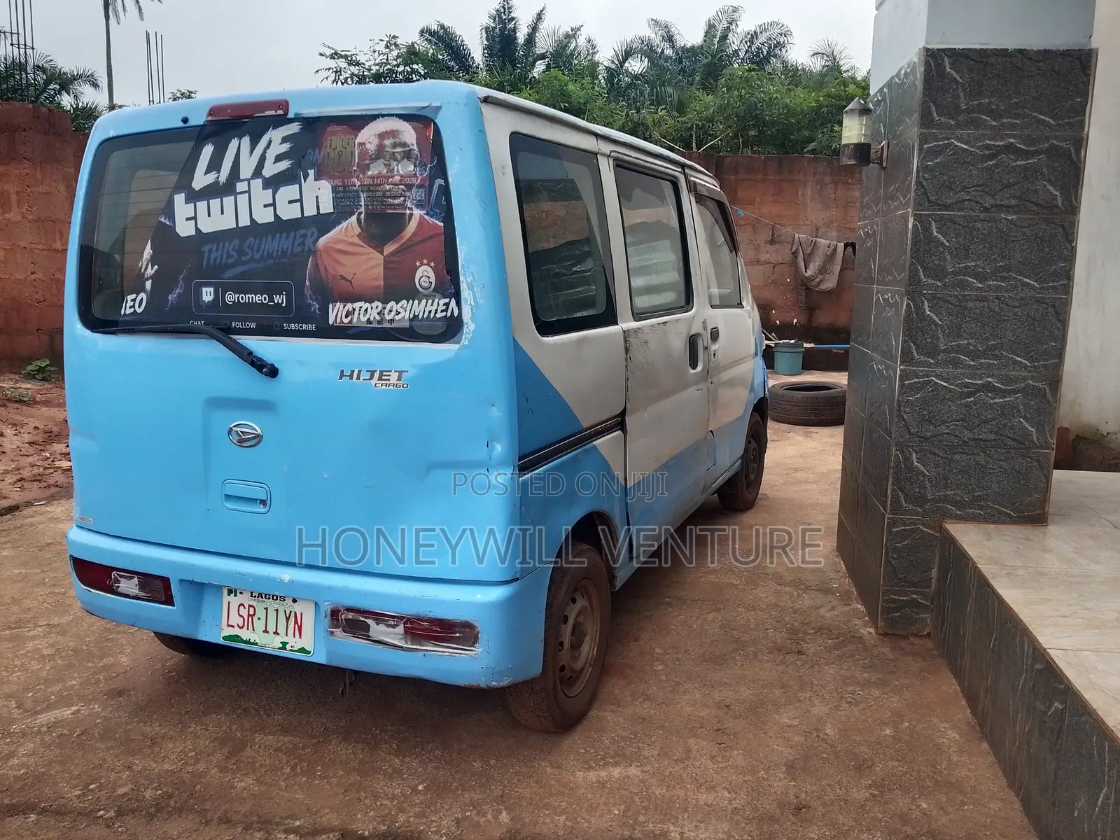 Daihatsu Hijet 2014 White
