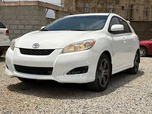 Toyota Matrix 2010 White