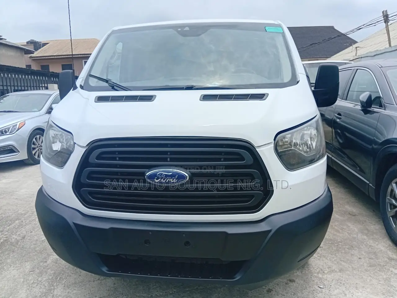 Ford Transit-350 2017 White