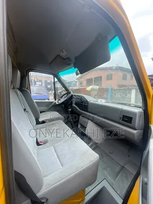 Volkswagen LT 2005 Yellow