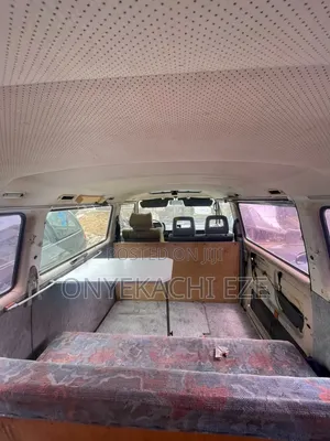 Volkswagen Transporter 2003 Red