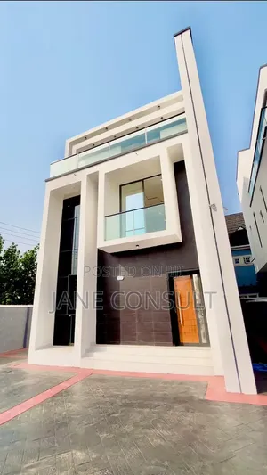 Furnished 4bdrm Duplex in Diamond Estate, Ipaja / Ipaja for sale