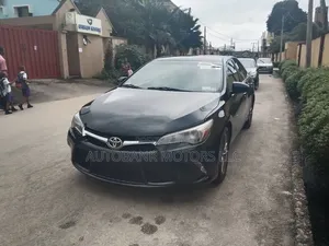 Toyota Camry SE 4dr Sedan (2.5L 4cyl 6A) 2016 Blue