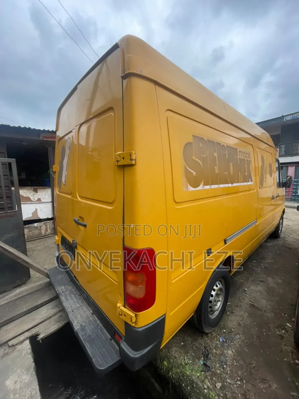 Volkswagen LT 2005 Yellow