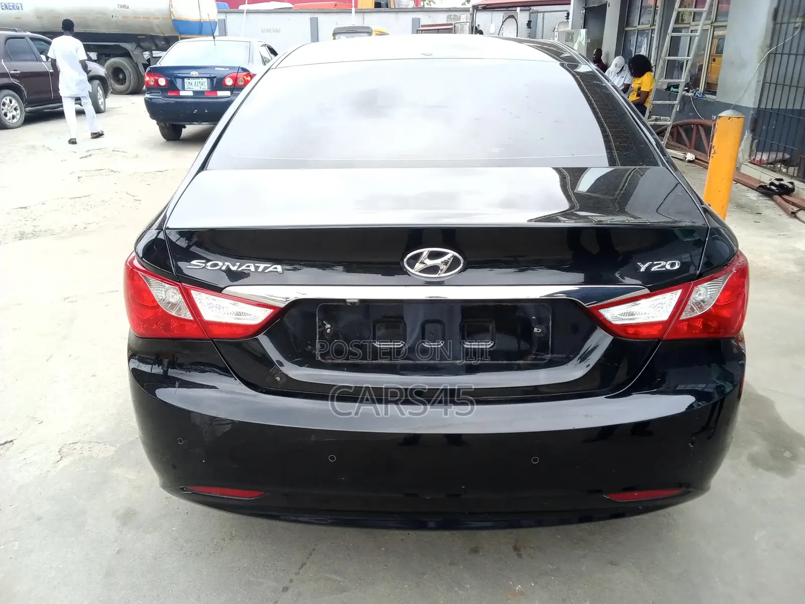 Hyundai Sonata 2011 Black
