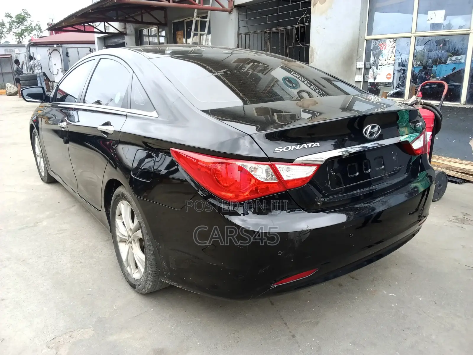 Hyundai Sonata 2011 Black