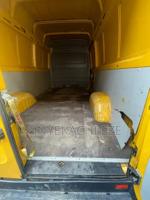 Volkswagen LT 2005 Yellow