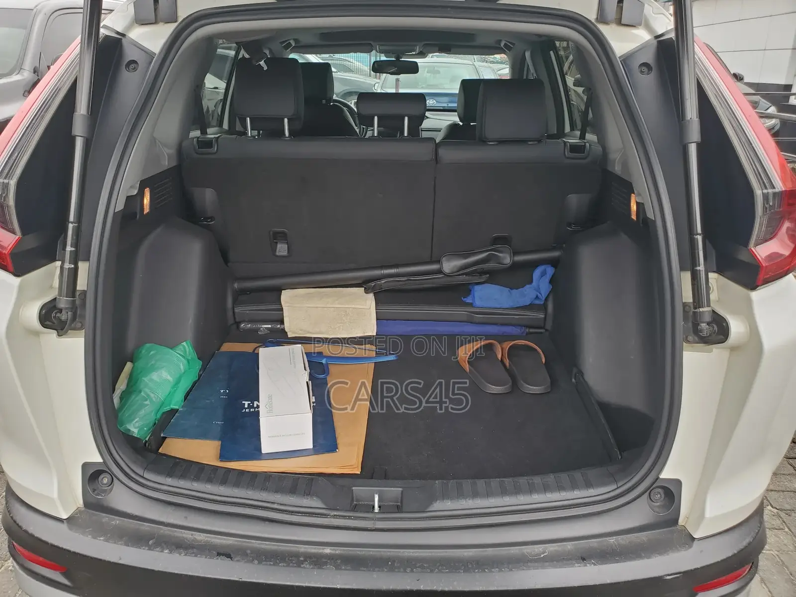 Honda CR-V 2022 White