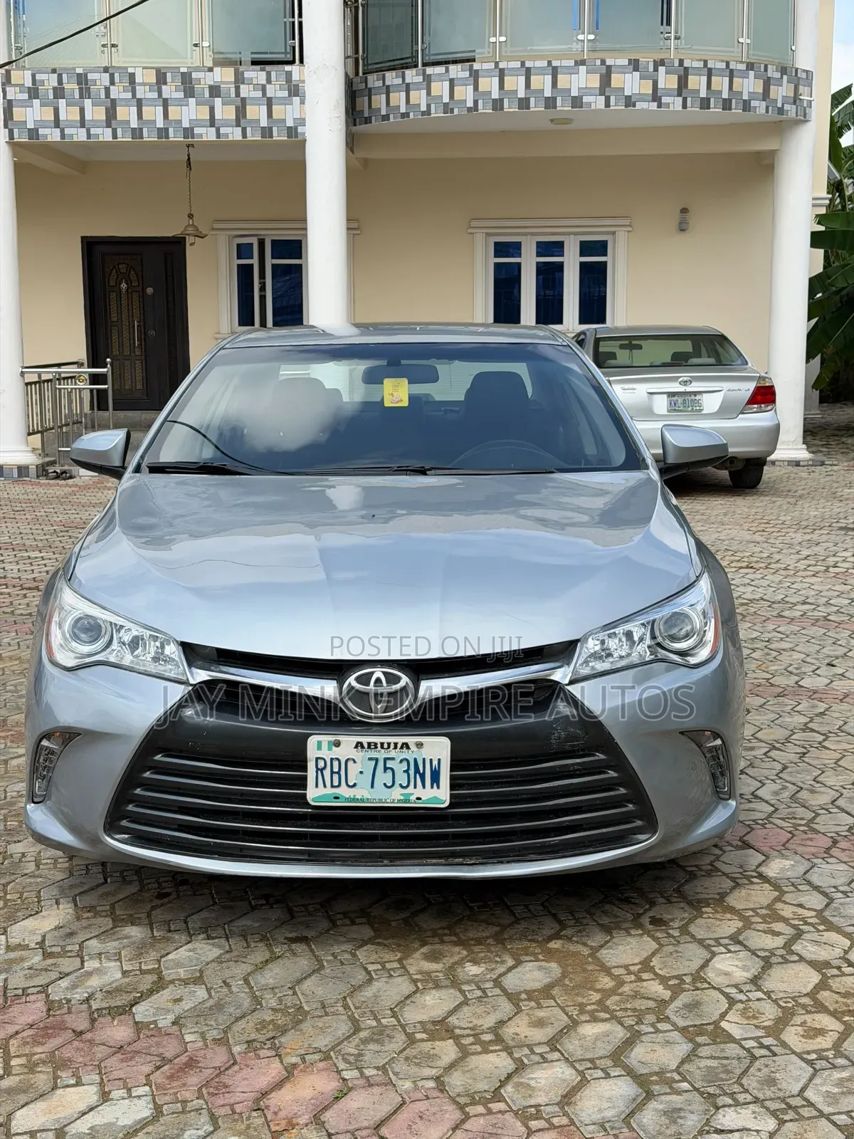 Toyota Camry 2016 Silver
