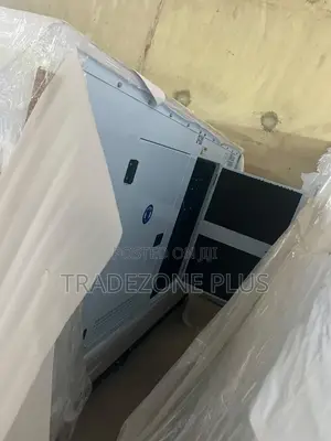 Perkins 200KVA Diesel Generator – Soundproof Enclosure