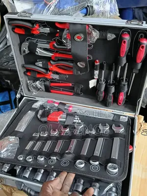 Professional Tools Set Core- Tech 250 Pce