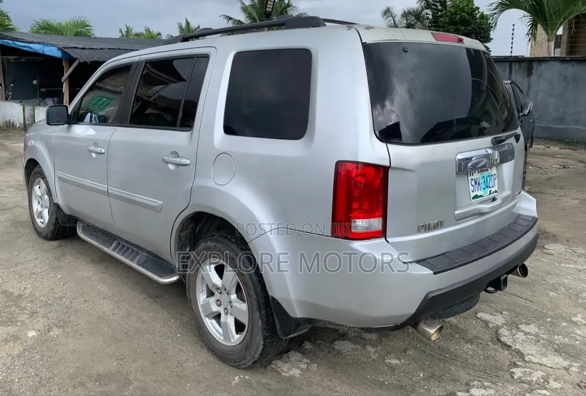 Honda Pilot 2009 Silver