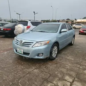 Toyota Camry 2009 Blue