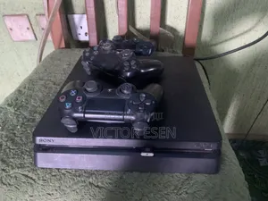 PlayStation 4 Slim