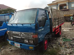 Toyota Dyna 200 6 Month Used Six Tyres Petrol