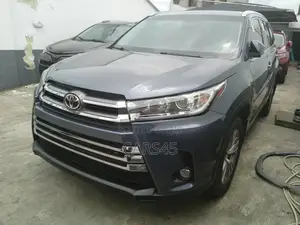 Toyota Highlander 2014 Blue