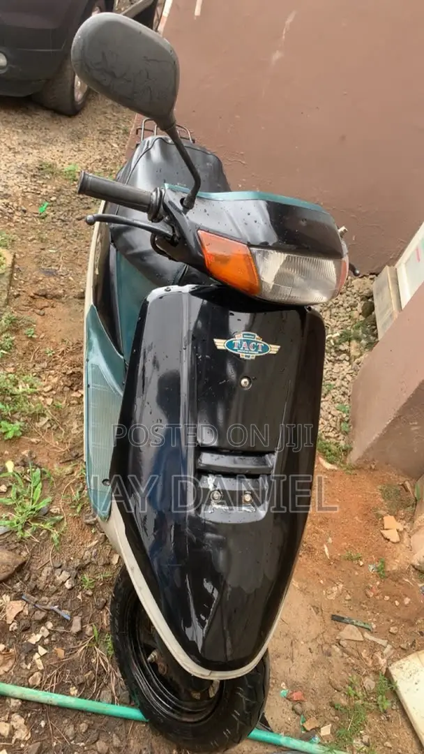 Honda 2006 Black