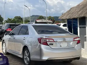 Toyota Camry 2013 Silver