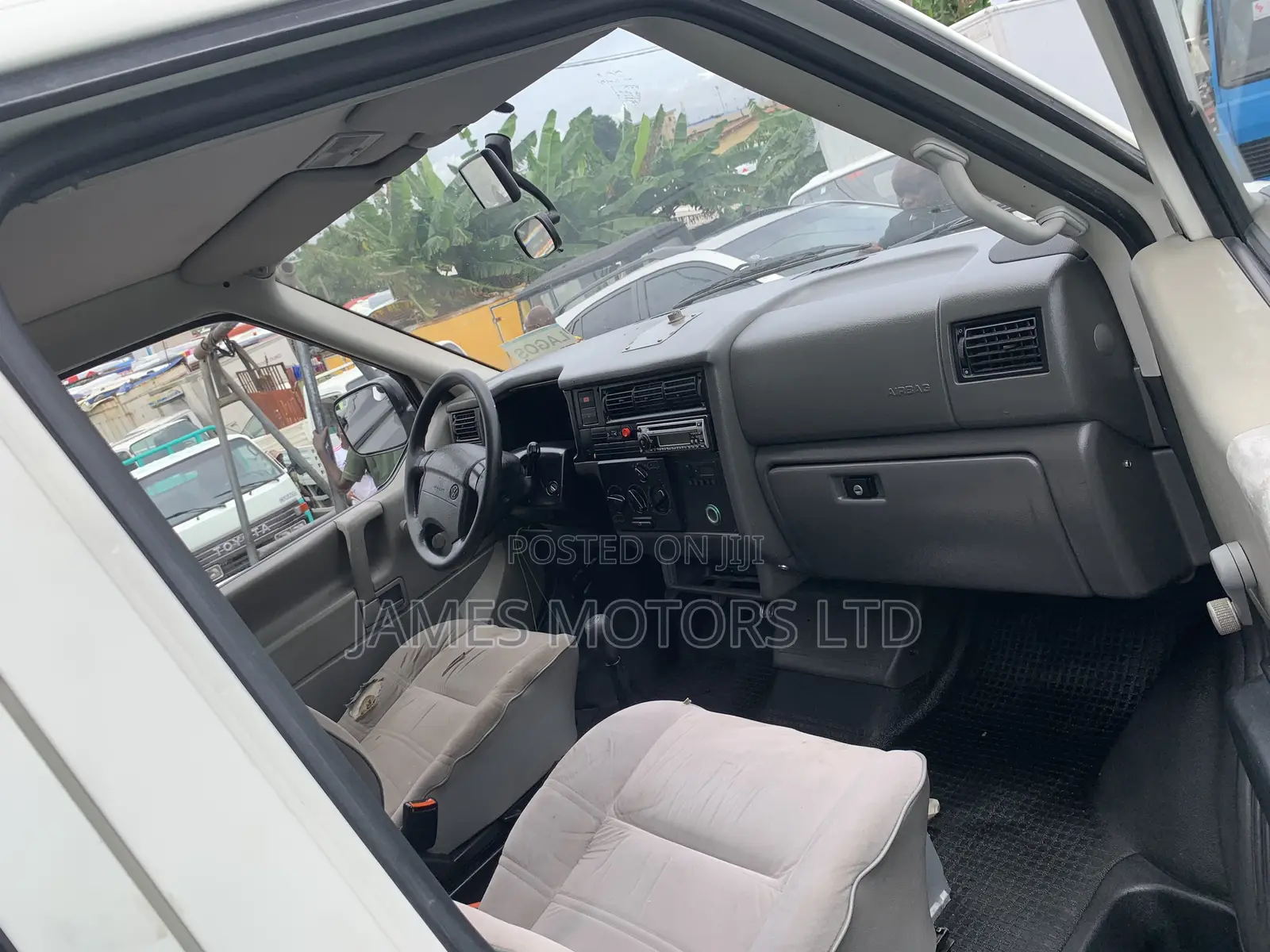 Volkswagen Transporter 2007 White