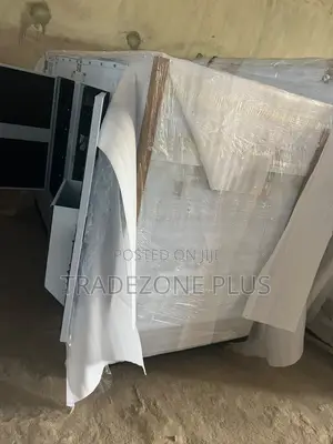 Perkins 200KVA Generator – Premium Soundproof Power Unit