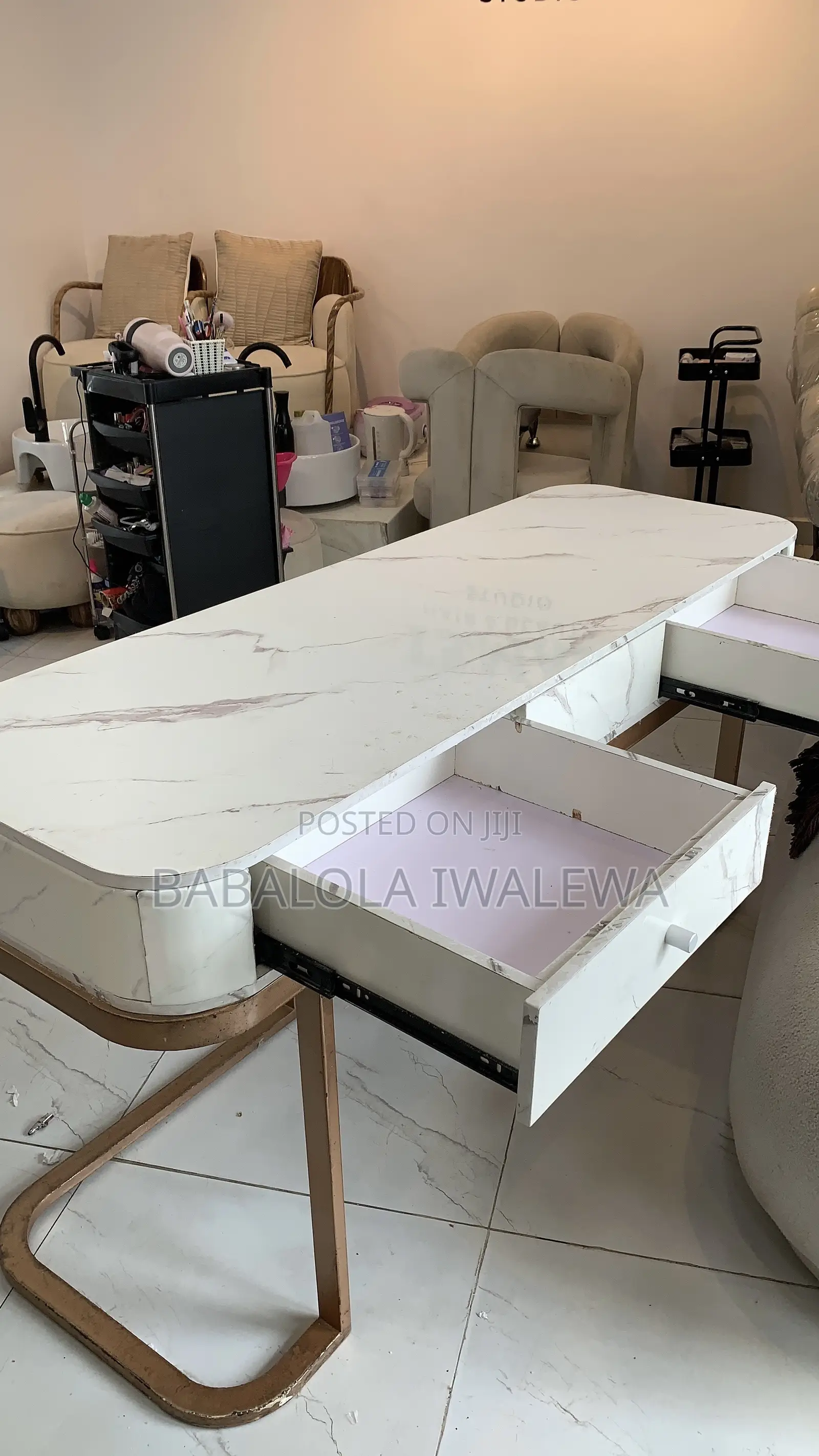 Nail Table and Chairs